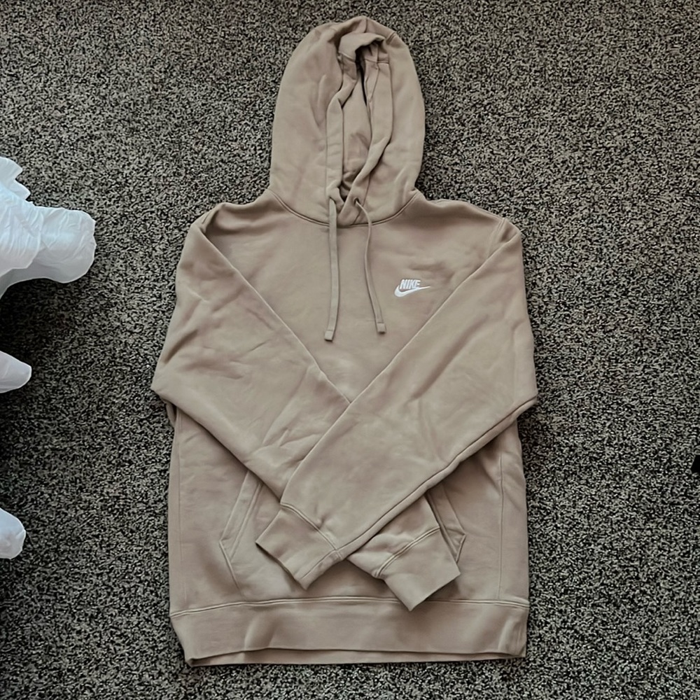 🤎brown nike sweatshirt; size M